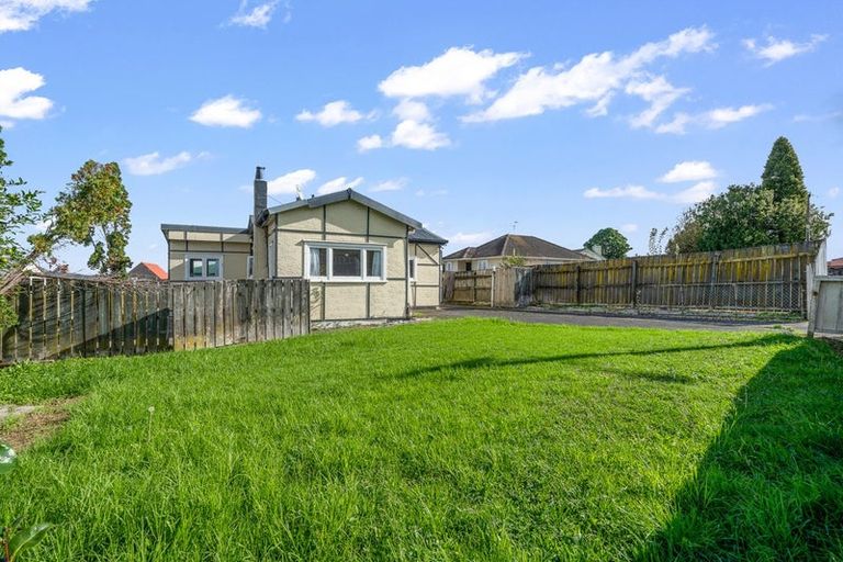 Photo of property in 1/19 Takanini Road, Takanini, 2112