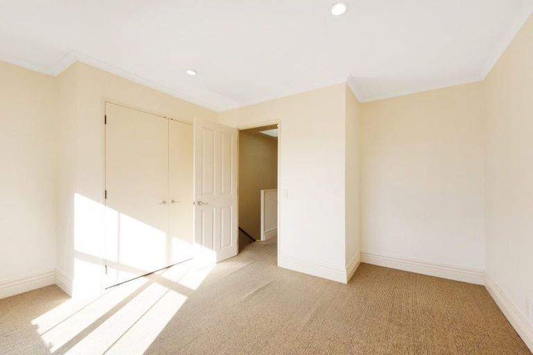 Photo of property in 11/5 Malcolm Lane, Thorndon, Wellington, 6011