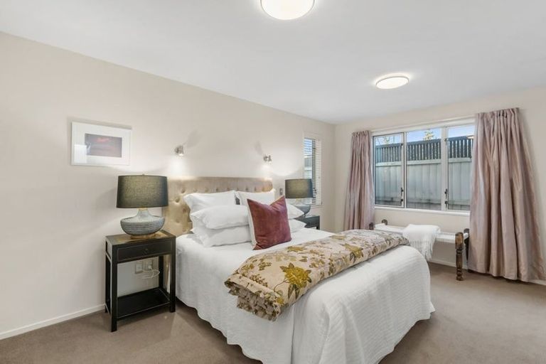 Photo of property in 76 Glandovey Road, Fendalton, Christchurch, 8052