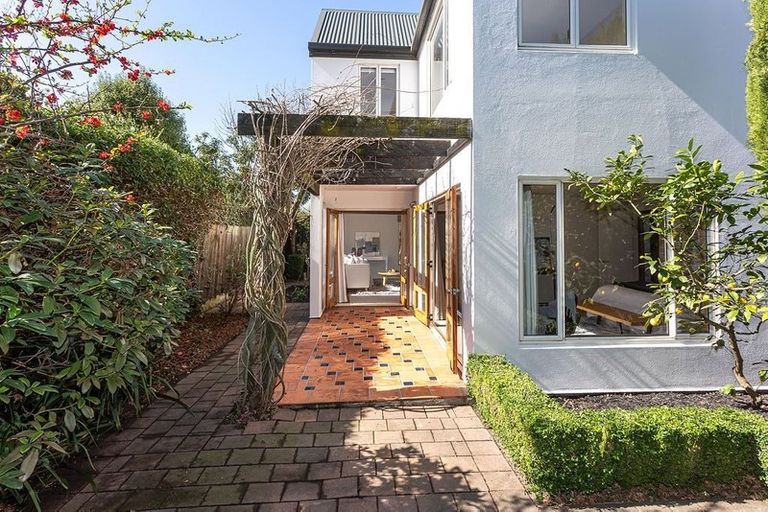 Photo of property in 1b Bradshaw Terrace, Riccarton, Christchurch, 8011