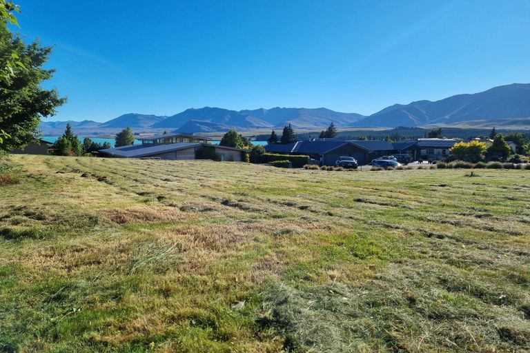 Photo of property in 11 Sams Place, Lake Tekapo, 7999