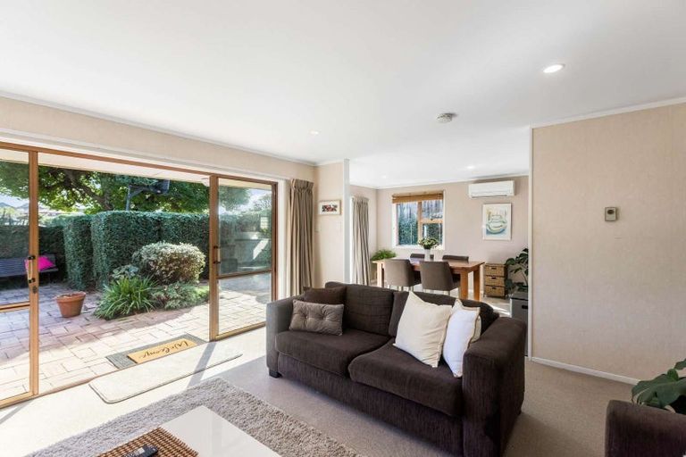 Photo of property in 32 Colum Place, Bucklands Beach, Auckland, 2014