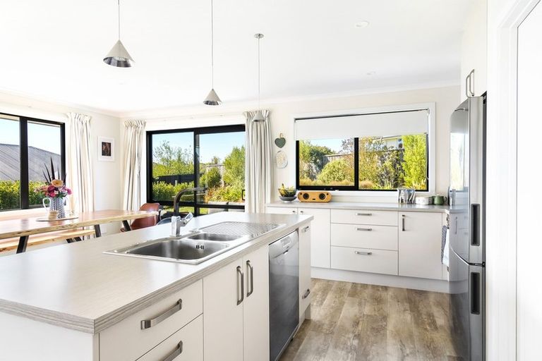 Photo of property in 14 Catherine Road, Mapua, 7005