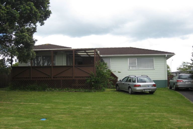 Photo of property in 4 Pawa Place, Manurewa, Auckland, 2102