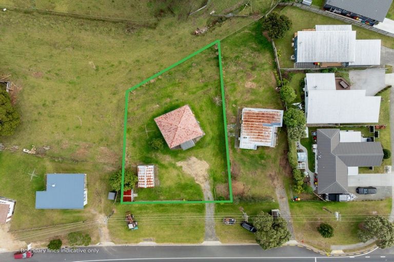 Photo of property in 203 Port Road, Whangamata, 3620