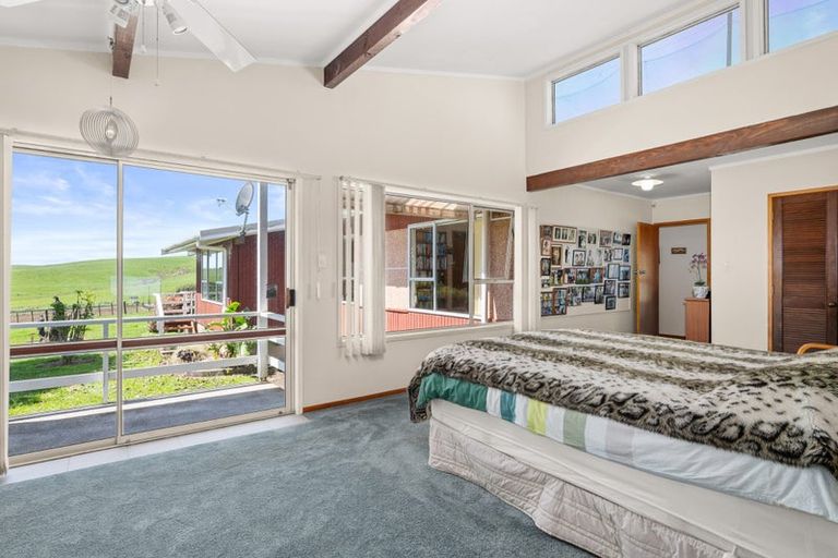 Photo of property in 1003 State Highway 16, Waimauku, 0883