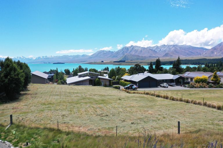 Photo of property in 11 Sams Place, Lake Tekapo, 7999