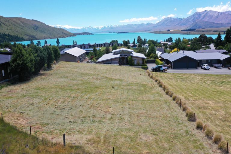 Photo of property in 11 Sams Place, Lake Tekapo, 7999