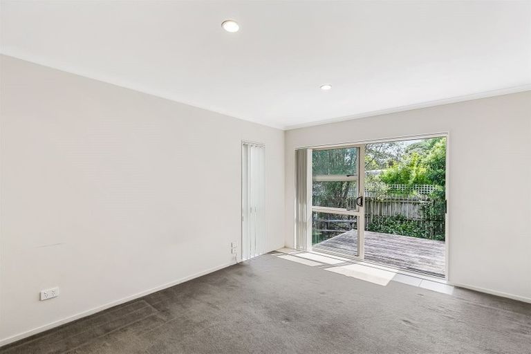 Photo of property in 17a Valley Road, Waiuku, 2123