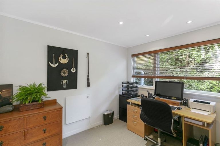 Photo of property in 59 Spencer Street, Crofton Downs, Wellington, 6035