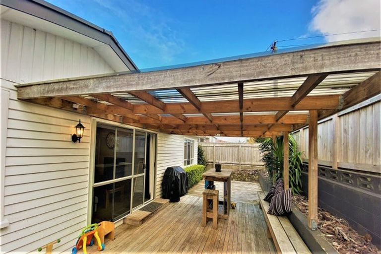 Photo of property in 32 Kingsford Street, Bell Block, New Plymouth, 4312