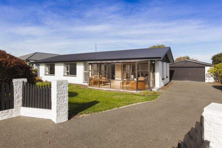 Photo of property in 40 Niven Street, Avondale, Christchurch, 8061