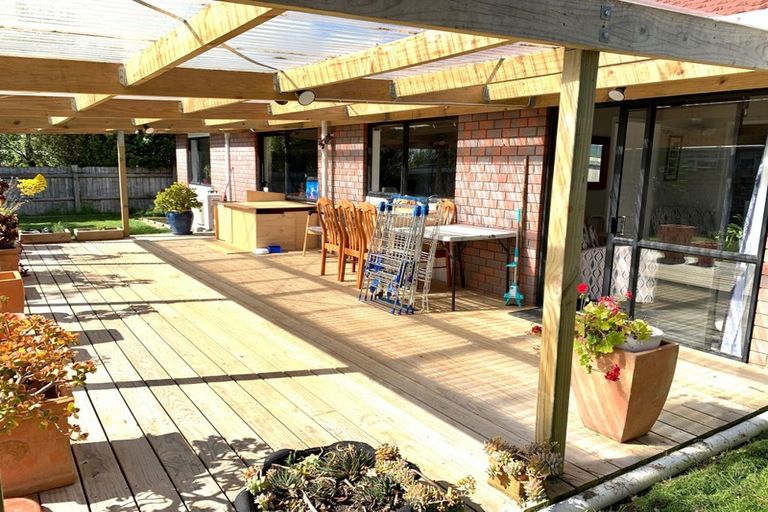 Photo of property in 2d Palomino Drive, Henderson, Auckland, 0612