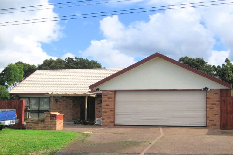 Photo of property in 210 Glengarry Road, Glen Eden, Auckland, 0602