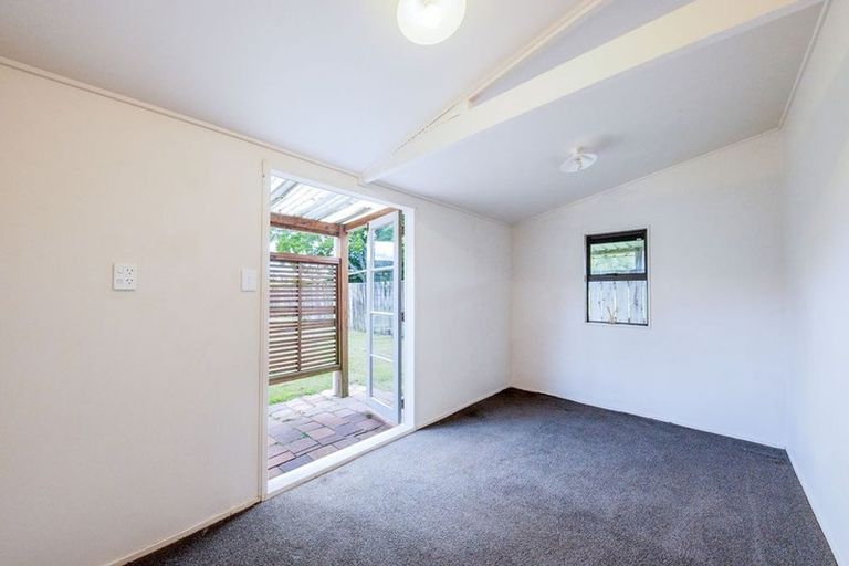Photo of property in 62 Pukeroa Place, Papakura, 2110