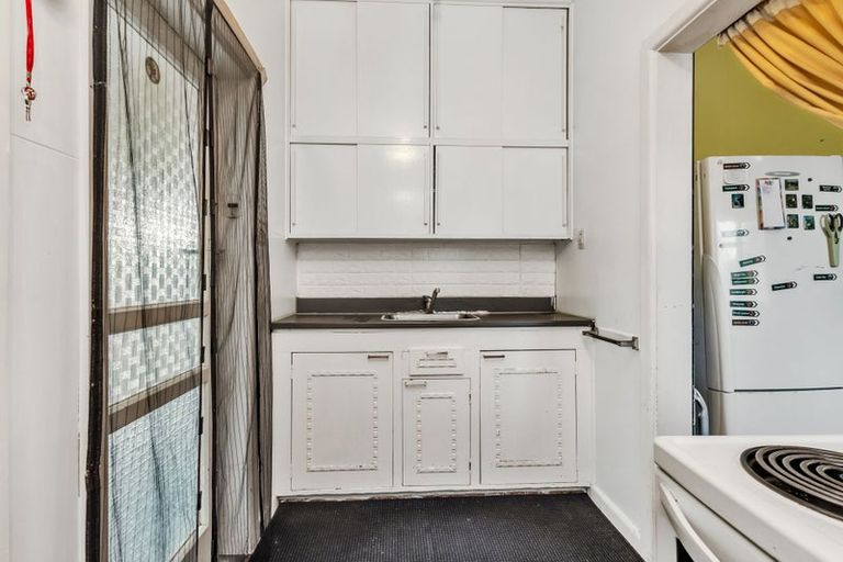 Photo of property in 8 George Street, Pleasant Point, 7903