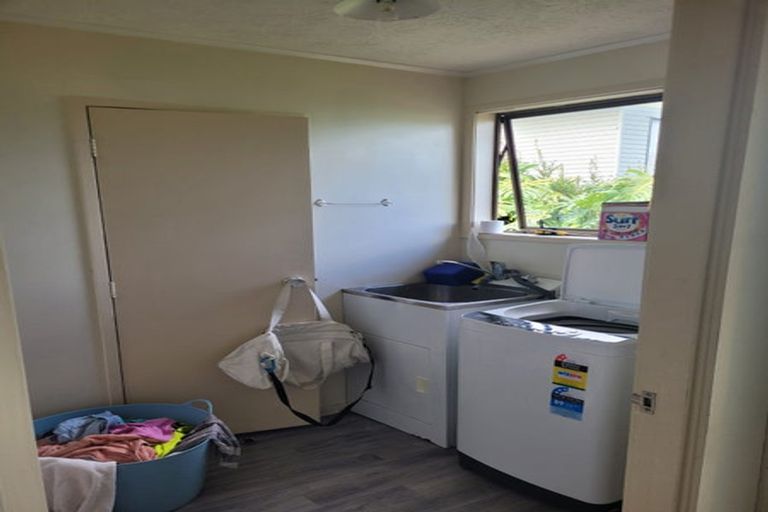 Photo of property in 40 Paterson Avenue West, Pukekohe, 2120