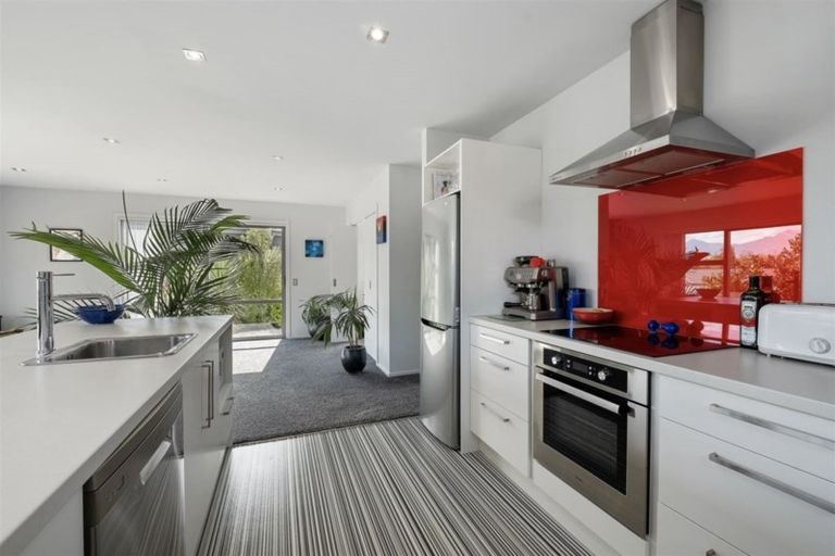Photo of property in 5 Mohua Mews, Wanaka, 9305