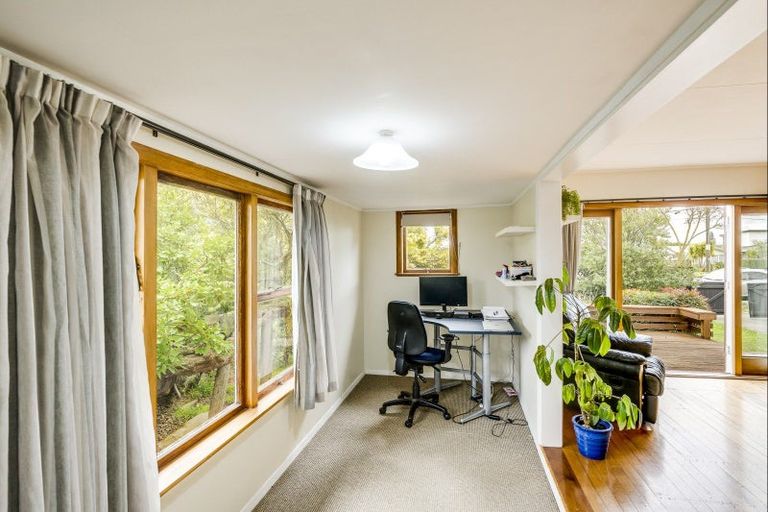 Photo of property in 89 Middle Road, Havelock North, 4130