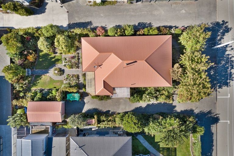 Photo of property in 32 Hutcheson Street, Mayfield, Blenheim, 7201