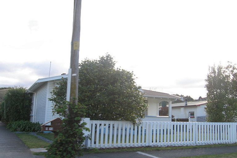 Photo of property in 11 Waterhouse Street, Taradale, Napier, 4112