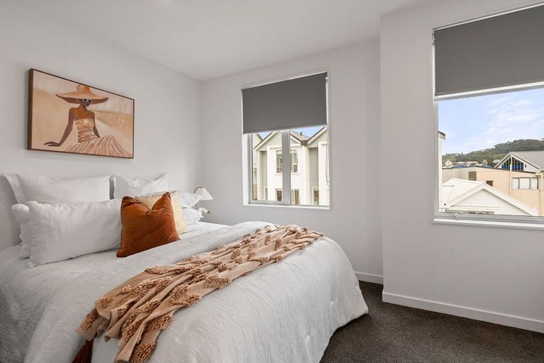 Photo of property in 2/30 Pirie Street, Mount Victoria, Wellington, 6011