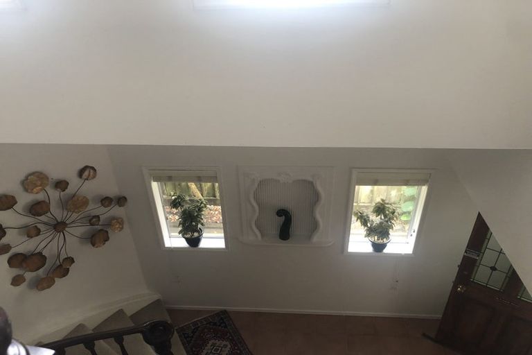 Photo of property in 2 Sylvan Park Avenue, Milford, Auckland, 0620