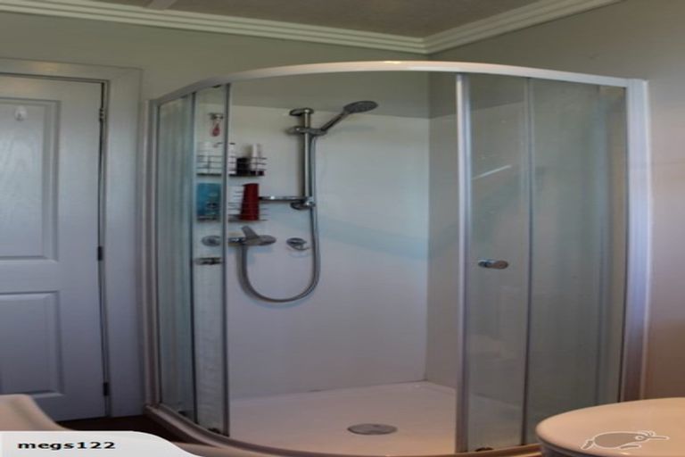 Photo of property in 110 Moulson Street, Strathern, Invercargill, 9812