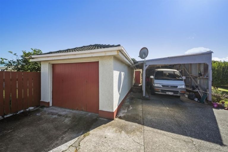 Photo of property in 18 Grey Street, Hawera, 4610