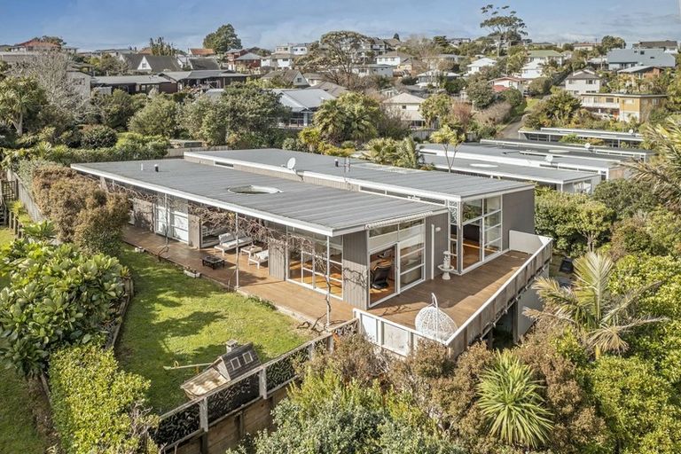 Photo of property in 10d Sunnynook Road, Sunnynook, Auckland, 0620