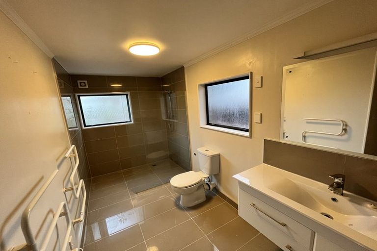 Photo of property in 13 Elsfield Place, Torbay, Auckland, 0630