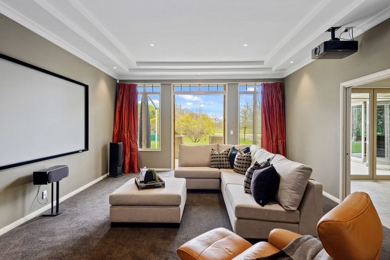 Photo of property in 54 Johns Road, Belfast, Christchurch, 8051