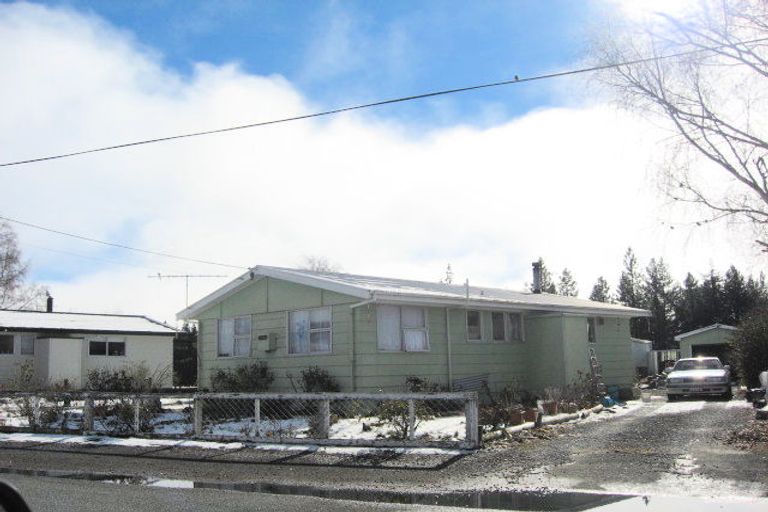 Photo of property in 22 Tekapo Drive, Twizel, 7901