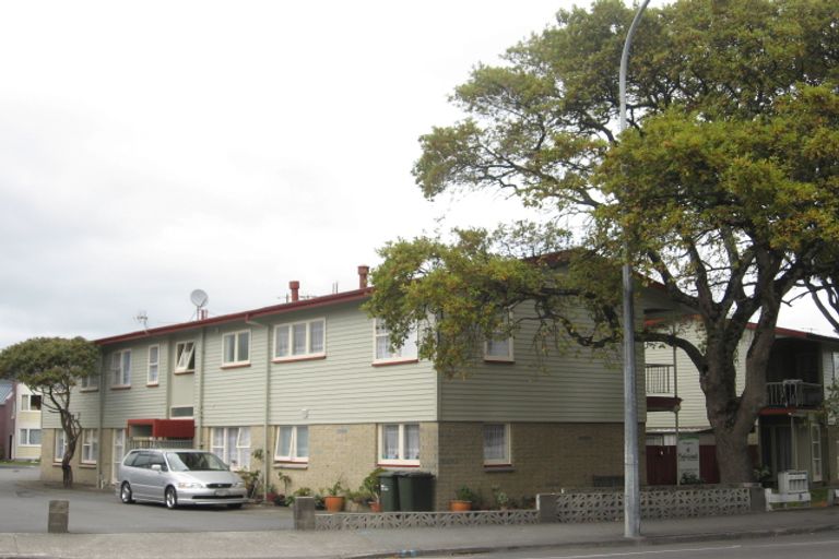 Photo of property in 6/168 Kings Crescent, Hutt Central, Lower Hutt, 5010