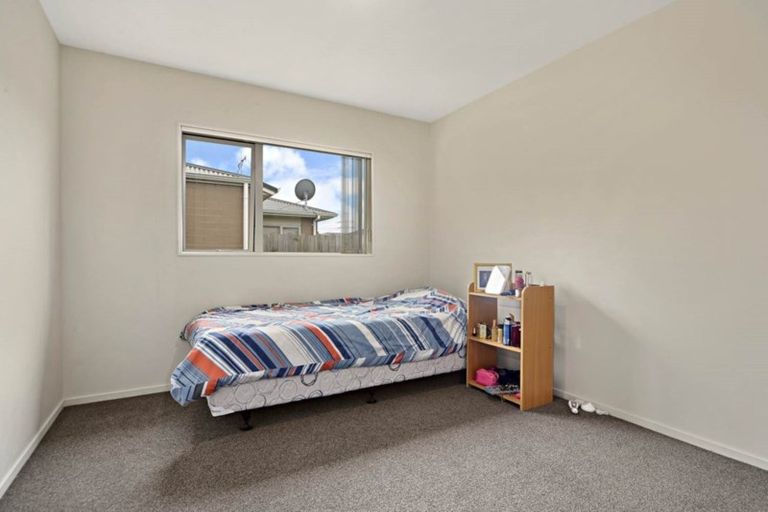 Photo of property in 5 Pipipi Crescent, Takanini, 2112