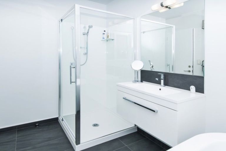 Photo of property in 11 Courtfield Close, Parklands, Christchurch, 8083