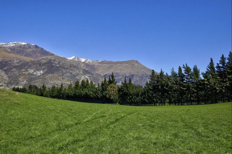 Photo of property in 122 Morven Ferry Road, Arrow Junction, Queenstown, 9371