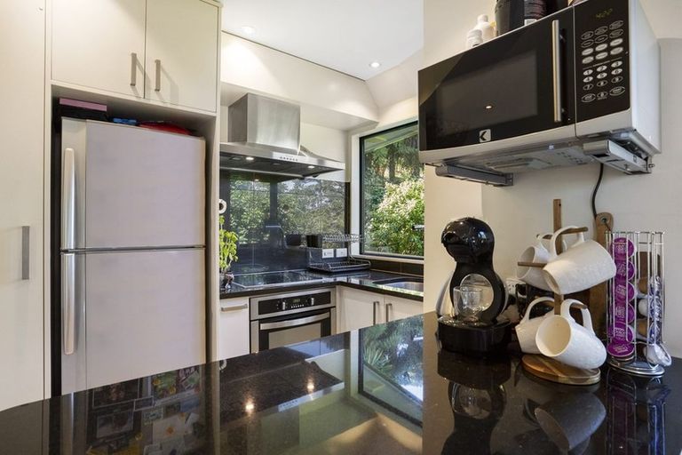 Photo of property in 38 Gilletta Road, Mount Roskill, Auckland, 1041