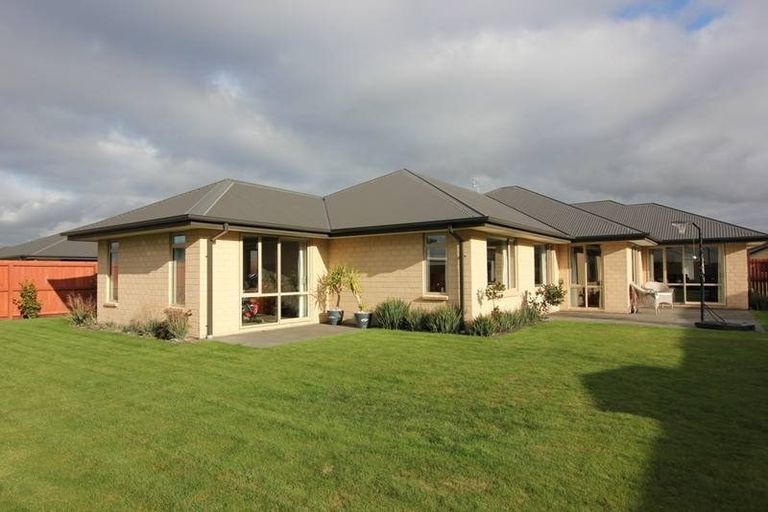 Photo of property in 79 Fairfield Way, Rolleston, 7614