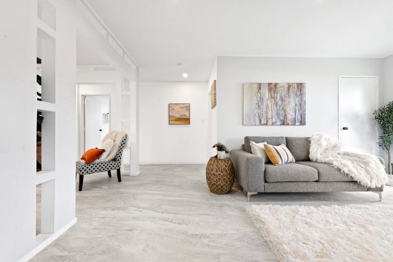 Photo of property in 8 Rapallo Place, Farm Cove, Auckland, 2012