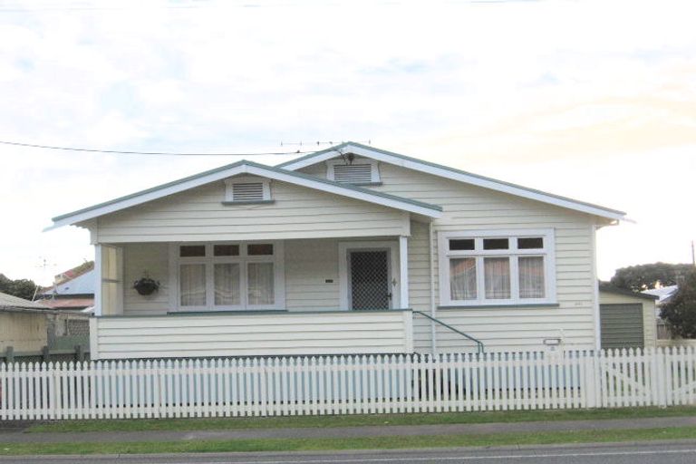 Photo of property in 807 Queen Sh25 Street, Thames, 3500