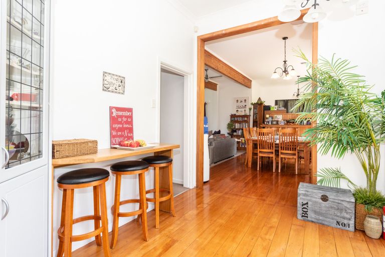 Photo of property in 11 Jellicoe Street, Mangapapa, Gisborne, 4010