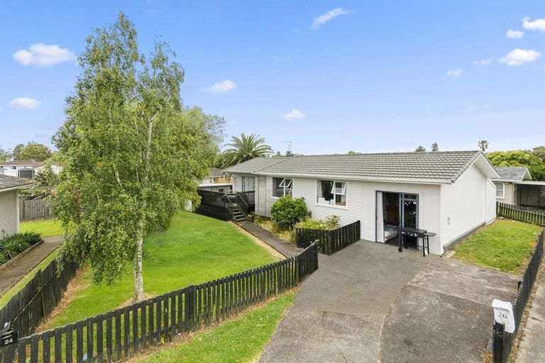 Photo of property in 24 Ronald Place, Manurewa, Auckland, 2102