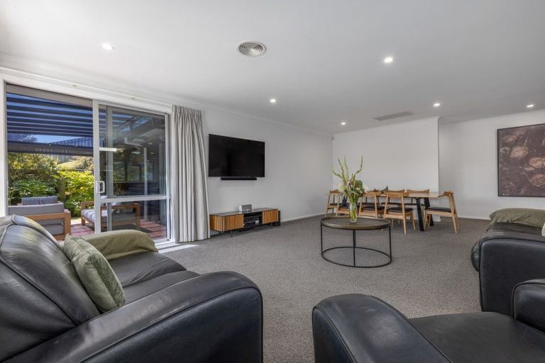 Photo of property in 202 Navigation Drive, Whitby, Porirua, 5024