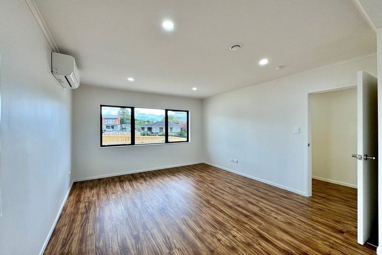 Photo of property in 70 Mahia Road, Manurewa, Auckland, 2102
