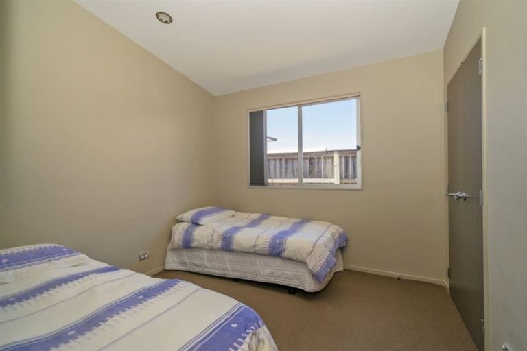 Photo of property in 22 Wells Place, Whitianga, 3510