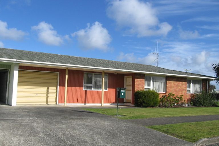 Photo of property in 1 Fairview Avenue, Feilding, 4702