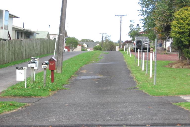 Photo of property in 58b Woodglen Road, Glen Eden, Auckland, 0602