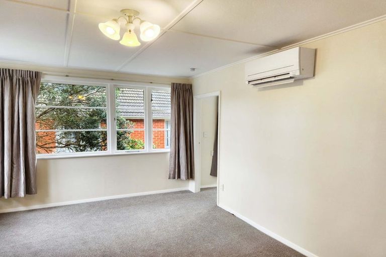 Photo of property in 270 Waddington Drive, Naenae, Lower Hutt, 5011