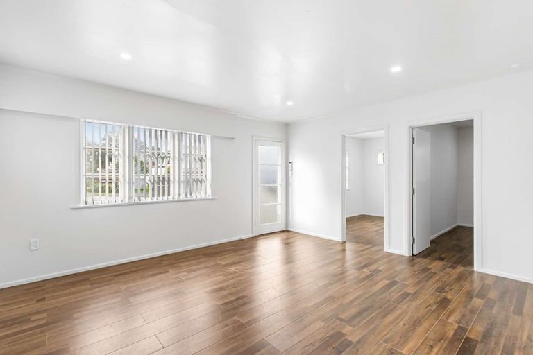 Photo of property in 51 Weymouth Road, Manurewa, Auckland, 2102